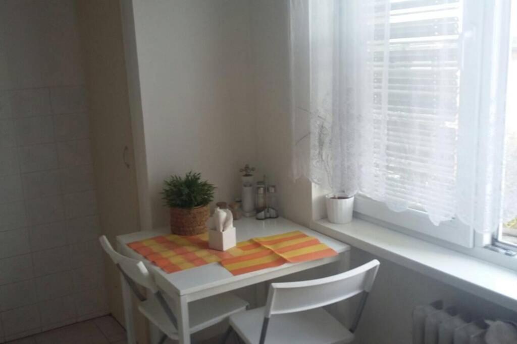 Room In Apartment Prague 3 Bagian luar foto